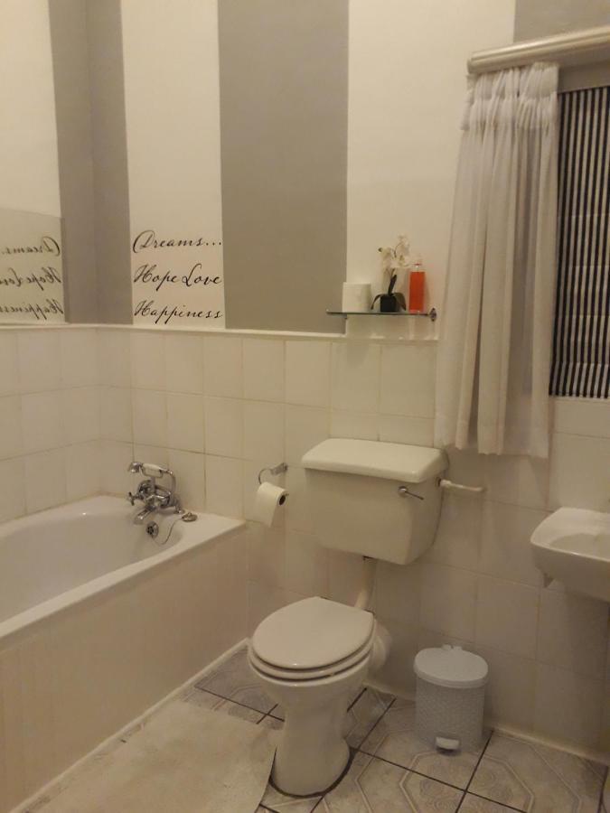The Lighthouse Guesthouse Colesberg Ngoại thất bức ảnh